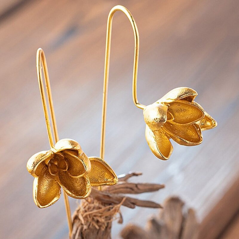Pendientes Dangle de Flor de Magnolia