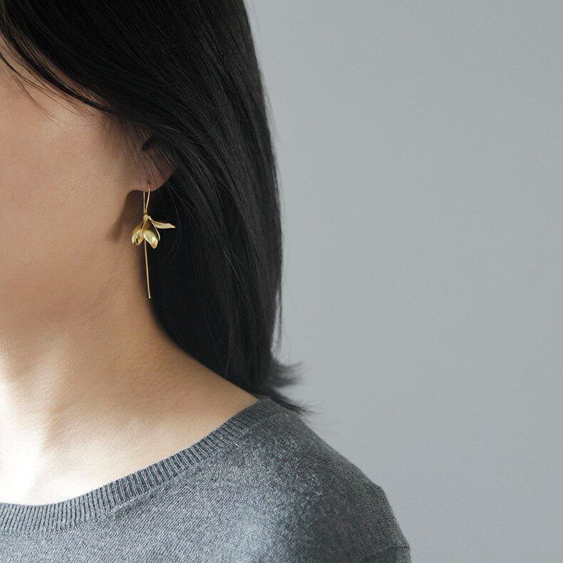 Pendientes Dangle de Flor de Magnolia