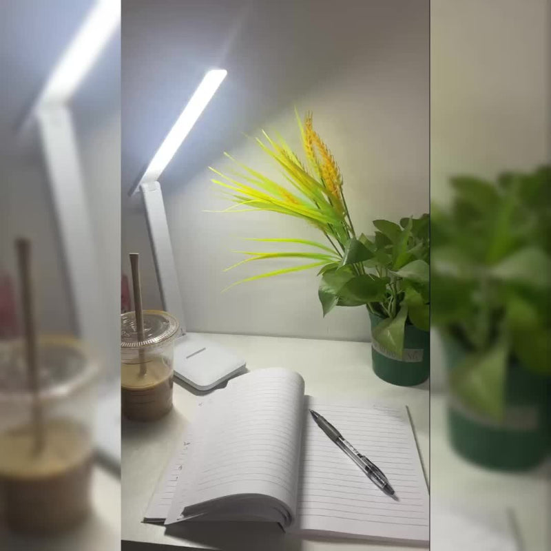 Lámpara de escritorio LED regulable con control táctil