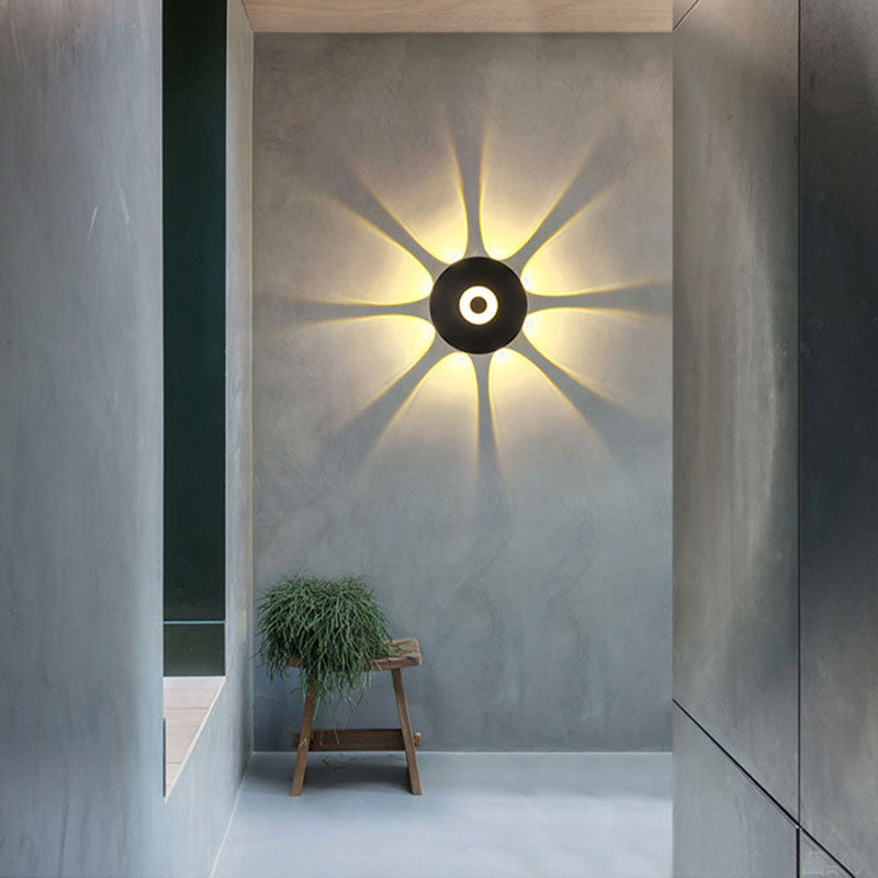 Lámpara de pared LED con pantalla redonda de aluminio escandinavo contemporáneo para patio exterior | Brehn