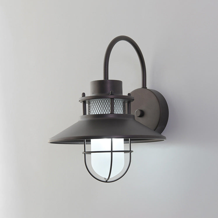 Lámpara de pared exterior de hierro impermeable de 1 luz | Brehn