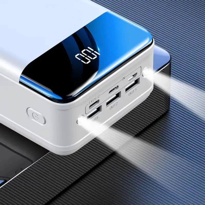 Batería Móvil de Ultra Capacidad 50K mAh