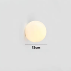 Luz de Pared Solsticio - Aplique de Vidrio Esmerilado Moderno para Interiores Minimalistas