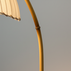 Takumi | Elegante Lámpara de Suelo de Bambú Natural para Decoración de Salón