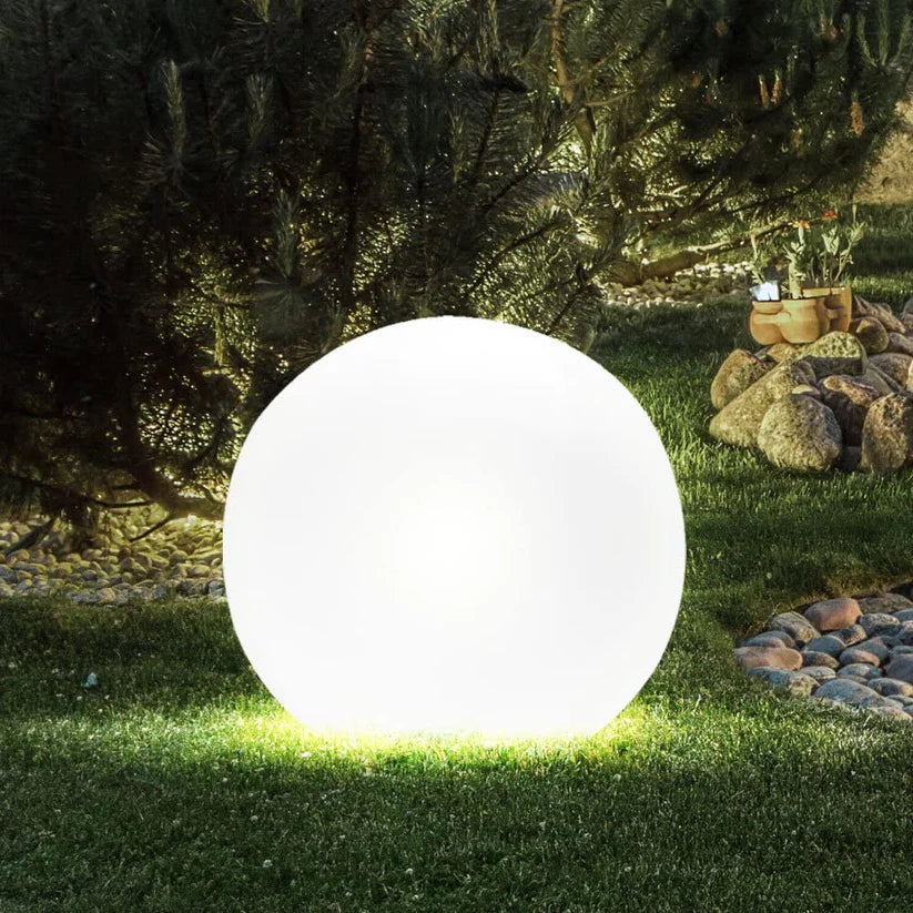 SphereBright™ - Lámpara de Jardín Esférica