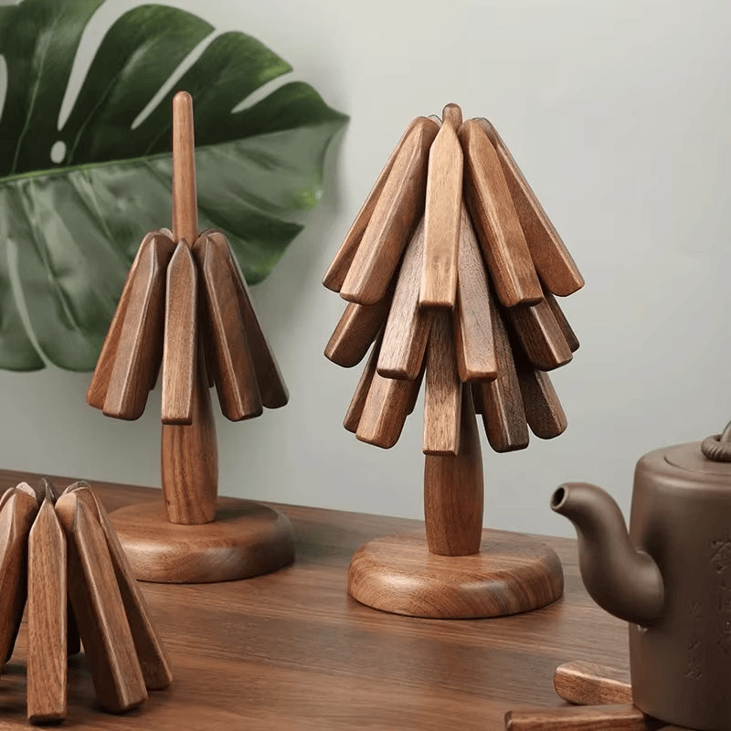 Posavasos de madera en forma de árbol