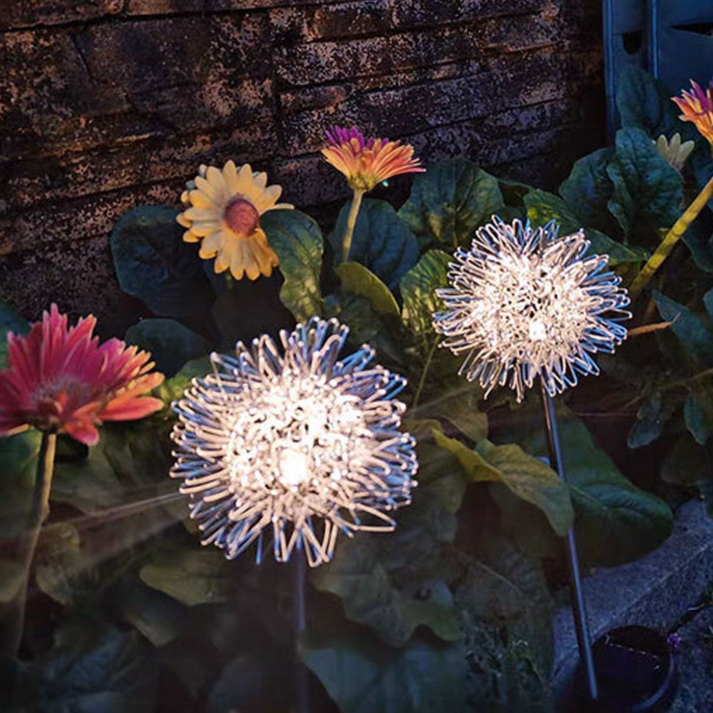 Luz de Globo LED Solar de Alambre de Aluminio Diente de León Impermeable para Jardín | Brehn