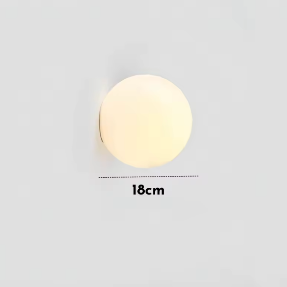 Luz de Pared Solsticio - Aplique de Vidrio Esmerilado Moderno para Interiores Minimalistas