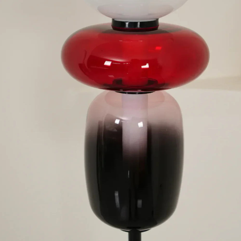 Solenne | Lámpara de Pie Moderna de Vidrio Elegante con Diseño Escultural LED para Salón