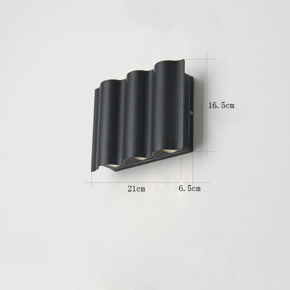 NoirLume | Aplique de pared exterior moderno y elegante con diseño de ondas