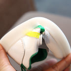 Zapatillas LED para niños con suela flexible
