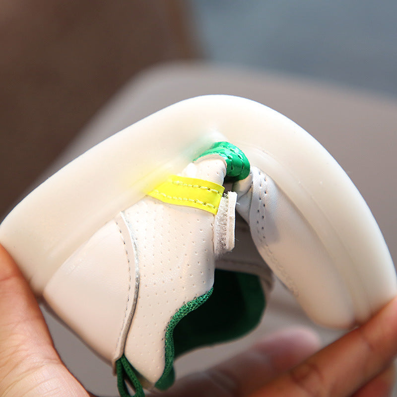 Zapatillas LED para niños con suela flexible