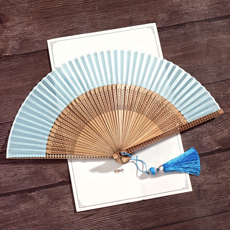 Abanico de Bambú y Seda – plegable, con borla
