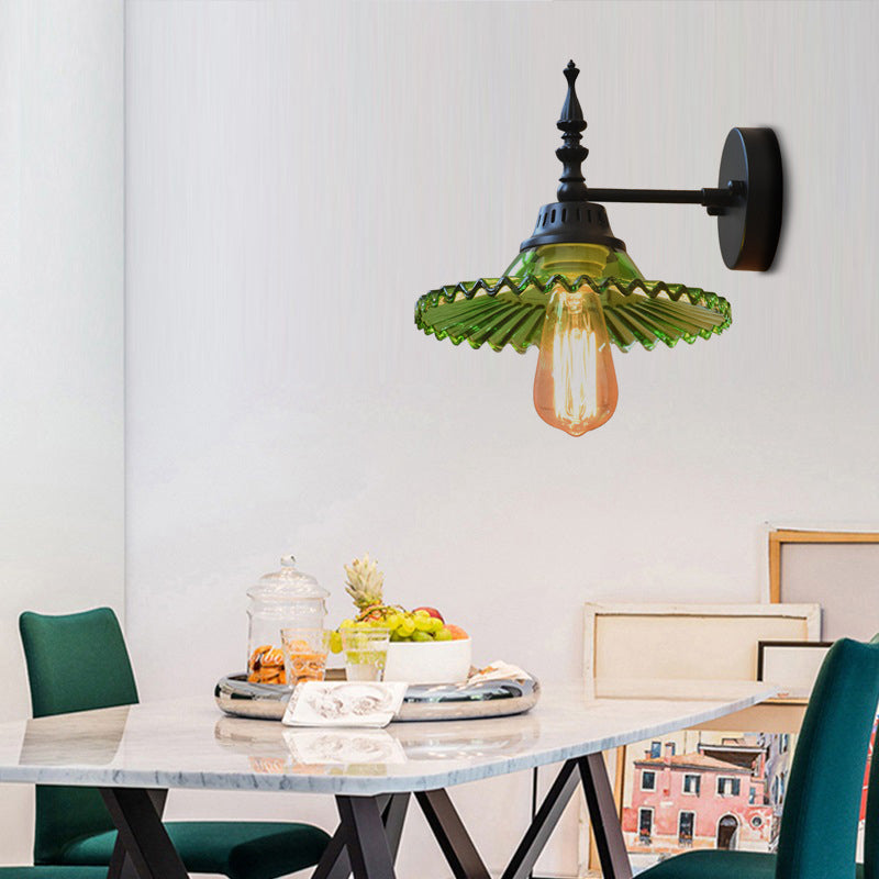 Lisslune | Luz de pared negra de vidrio claro/verde, lámpara de pared industrial de cono/flare ancho de 1 luz para sala de estar