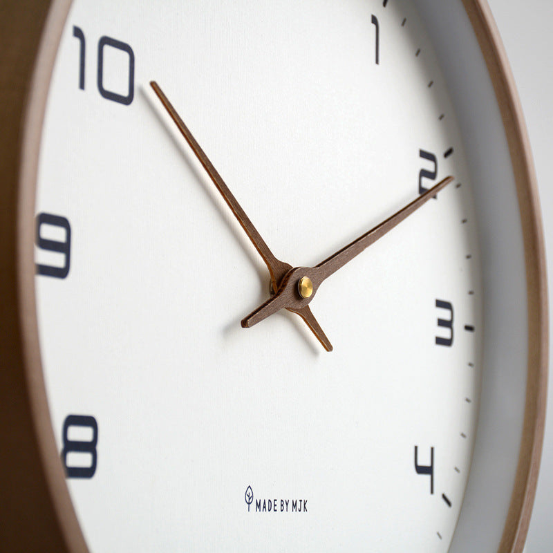 Reloj de Pared Silencioso de Madera con Diseño Atemporal