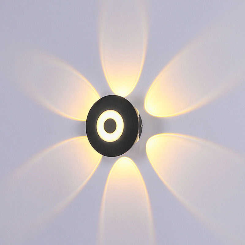 Lámpara de pared LED con pantalla redonda de aluminio escandinavo contemporáneo para patio exterior | Brehn