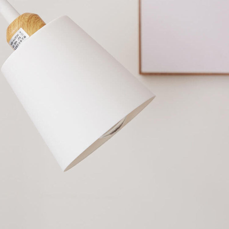 Lámpara de pie minimalista con base de hierro