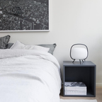 KumoLight | Lámpara de Mesa de Vidrio Esmerilado Minimalista y Elegante para Iluminación Ambiental