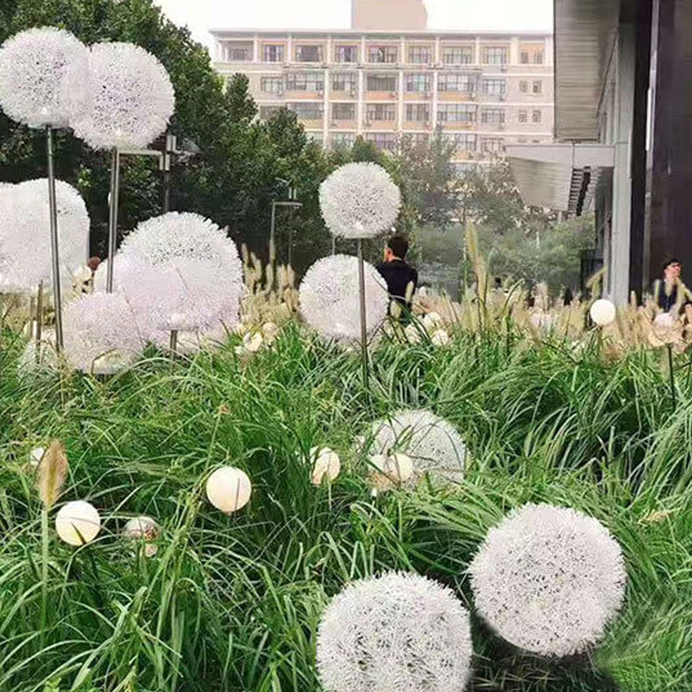 Luz de Globo LED Solar de Alambre de Aluminio Diente de León Impermeable para Jardín | Brehn
