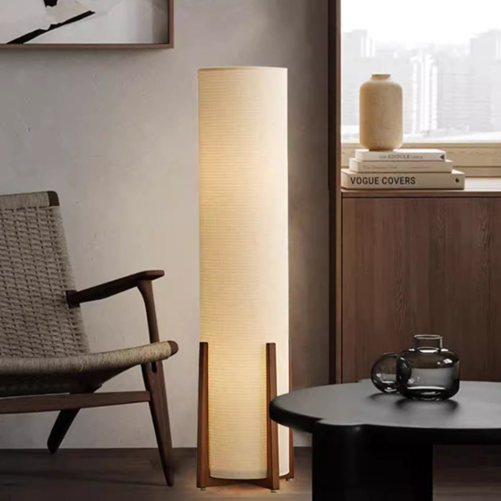 Hajime — Lámpara de Pie Tradicional Japonesa Elegante con Pantalla de Tela Blanca para Sala de Estar