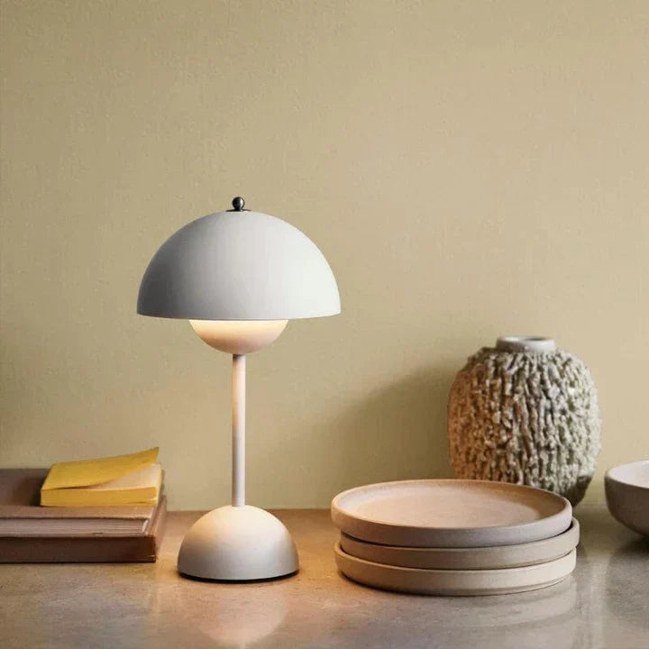 Lámpara de mesa moderna