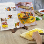 Skanto | Soporte de cocina rústico de madera, soporte de libro de recetas ajustable