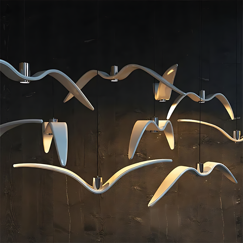 Skyra | Lámpara colgante en forma de ala