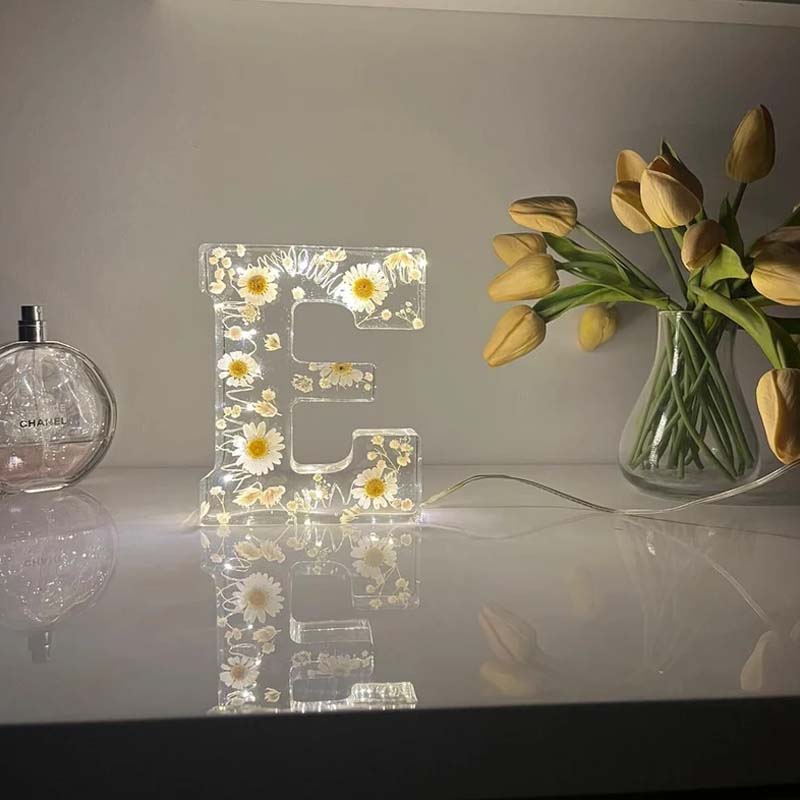 Luz Nocturna de Flores en Resina | Lámpara Decorativa LED en Forma de Letras
