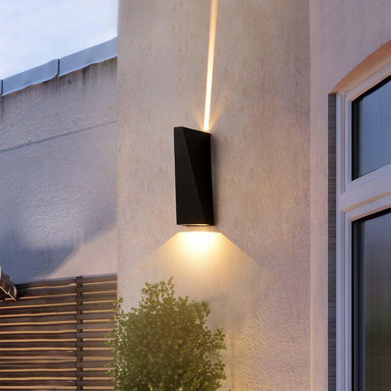 Luz de pared LED impermeable de 2 lámparas en forma de trapezio | Brehn