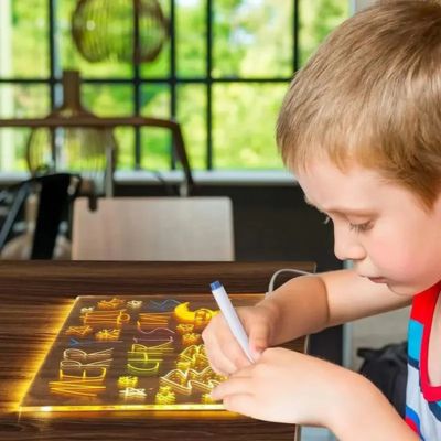Pizarra Mágica con Luz para Niños