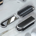 Espejo de Viaje MirrorFlex con Cepillo para el Cabello | Plegable y Compacto | Estilo Práctico en Movimiento