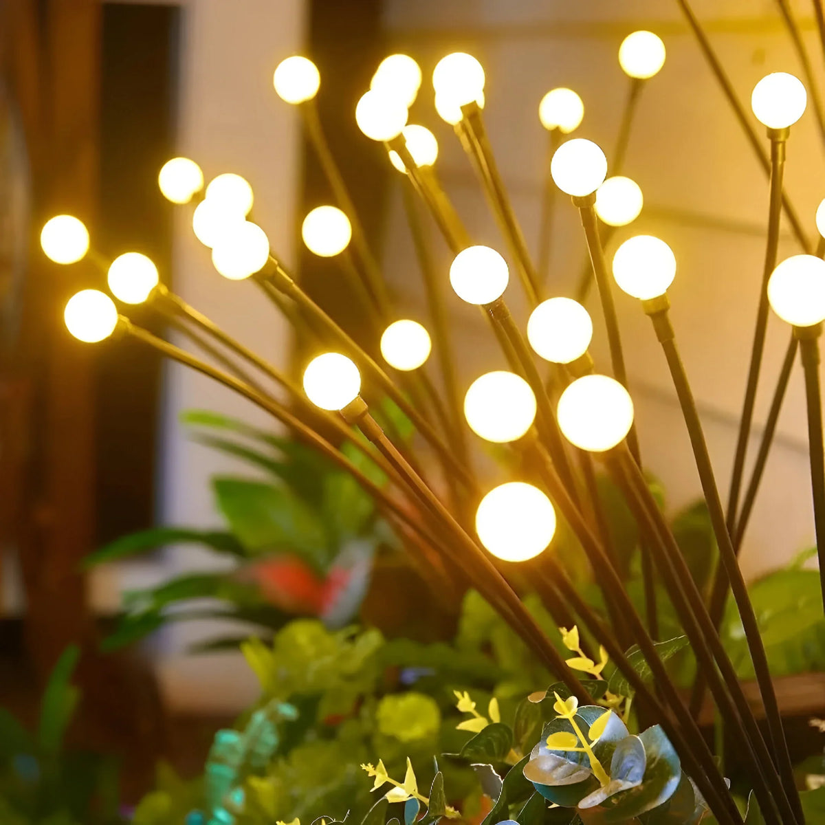 GlowWave – Luces de Jardín Solar oscilantes