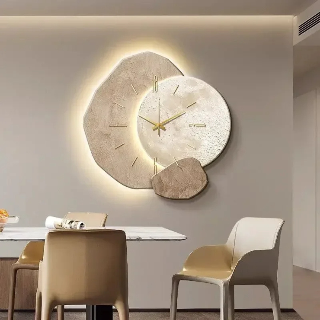 Reloj de pared moderno y minimalista con luz