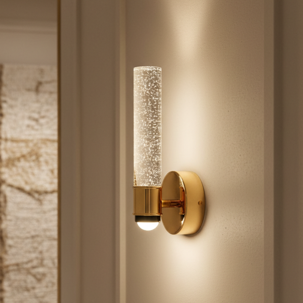 Luz de Pared de Cristal Glamuroso - Aplique Elegante con Marco de Metal para Decoración Moderna