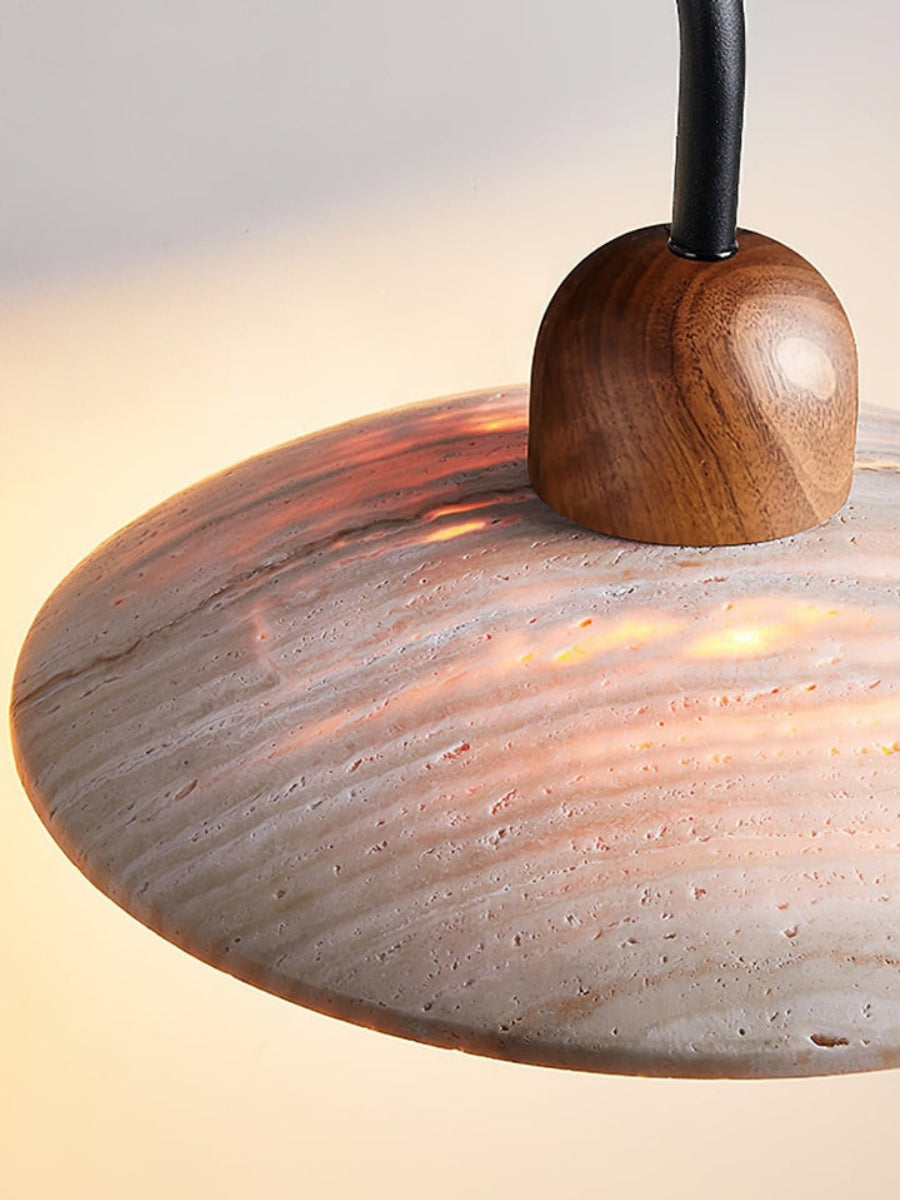 Aplique de Travertino Moderno – Forma de Disco con Elementos de Madera y Metal