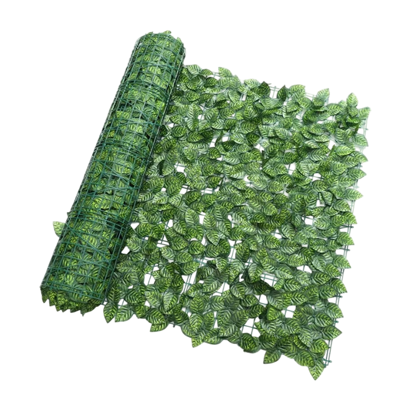 Cerca de privacidad verde artificial con hojas decorativas para jardín y balcón