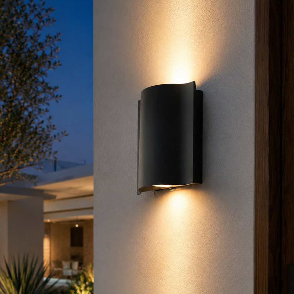 NoirLume | Aplique de pared exterior moderno y elegante con diseño de ondas