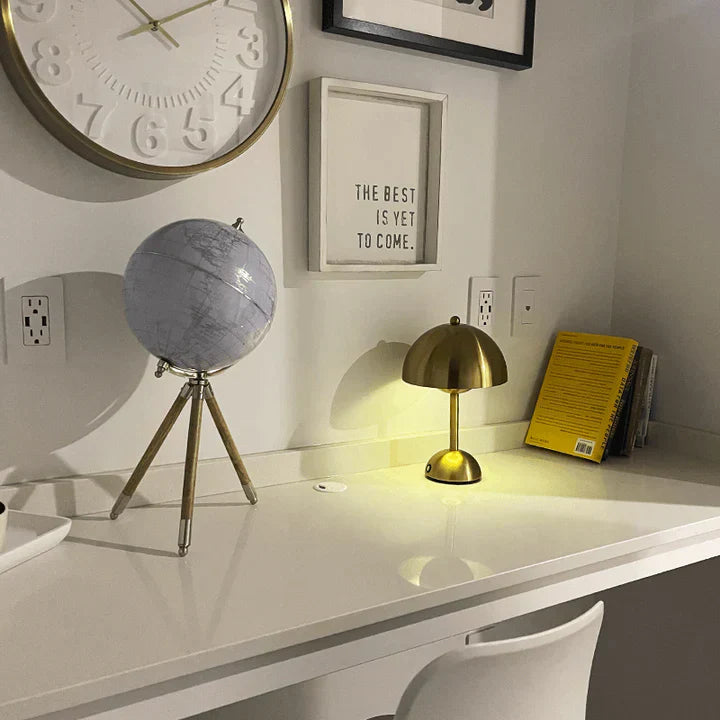 Lámpara de mesa moderna