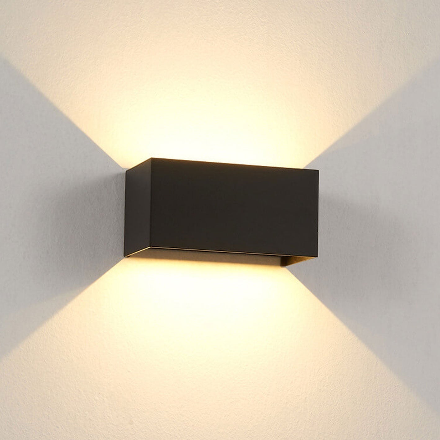 Lámpara de pared LED rectangular moderna e impermeable para uso exterior con iluminación hacia arriba y hacia abajo