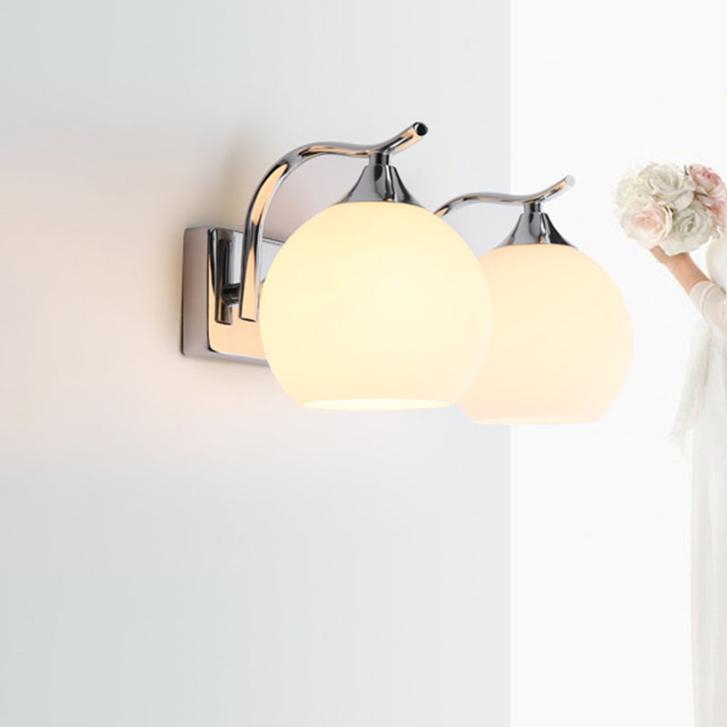 Lámpara de pared de cúpula de vidrio opalino satinado estilo sencillo para pasillo | Brehn