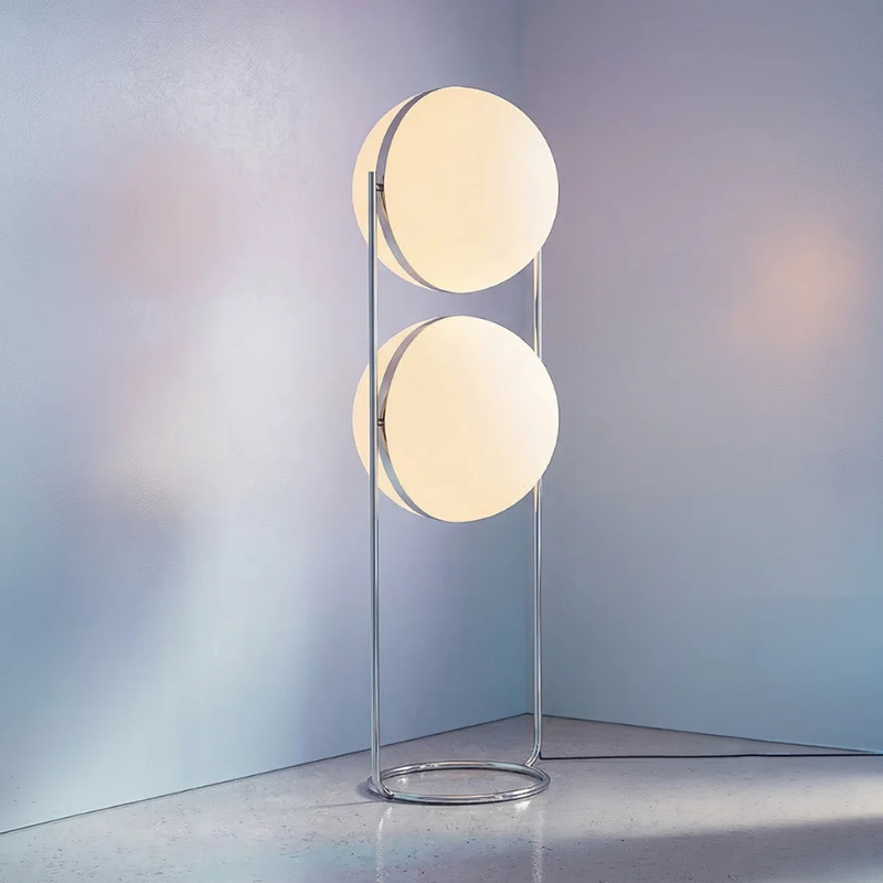 Colección Orbis | Lámpara de Pie Moderna y Elegante con Marco de Cromo para Decoración de Sala de Estar