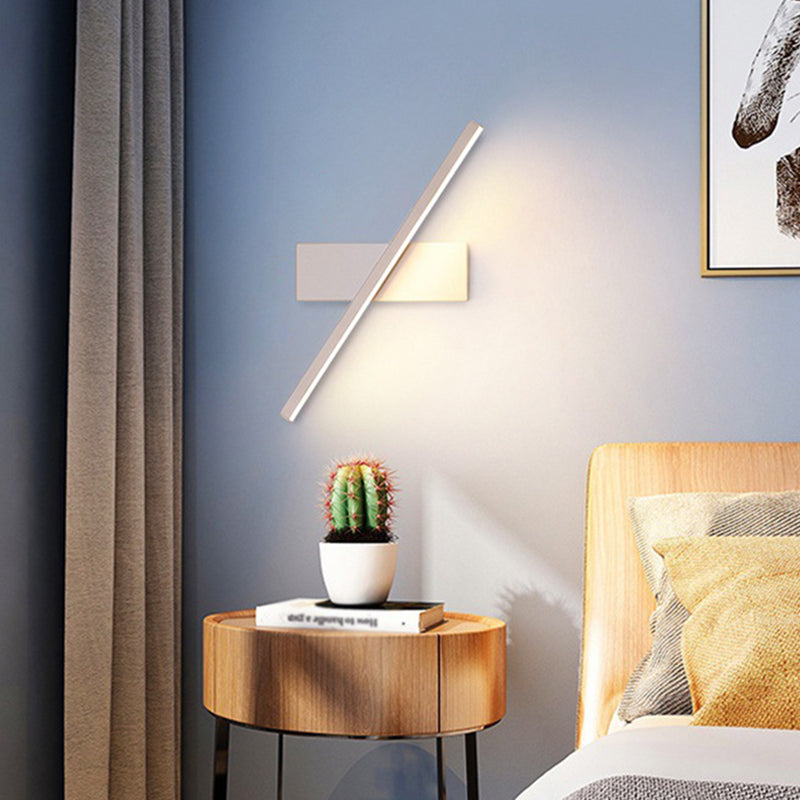 Lámpara de pared moderna LED de metal para mesita de noche con cabeza giratoria | Brehn