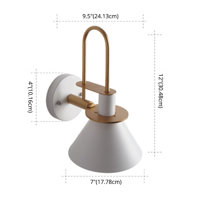 Lámpara de pared estilo macaroon de montaje en pared de metal, lámpara colorida para habitaciones de hotel | Brehn