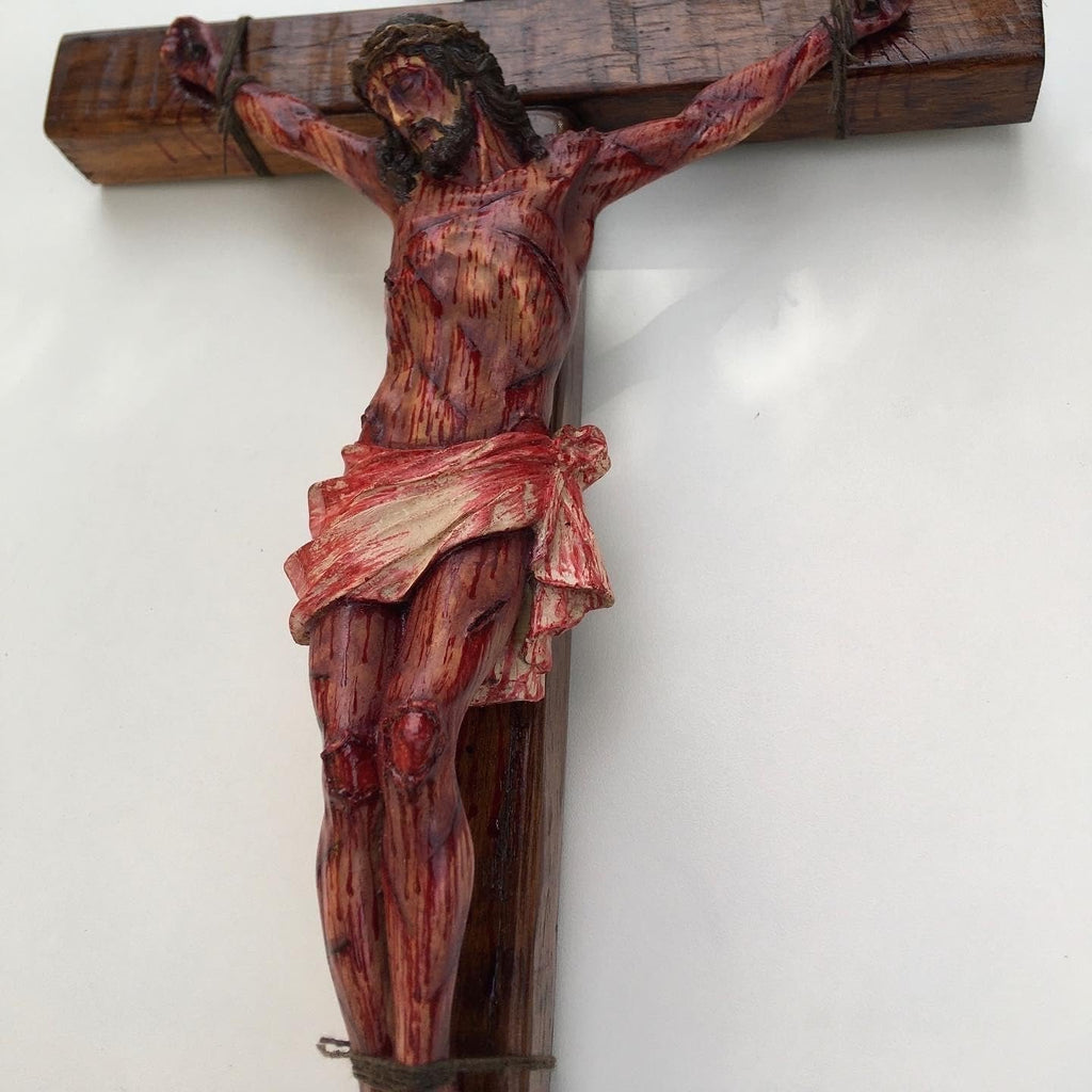 Lisslune | Hecho a Mano - Cruz Realista de Cristo