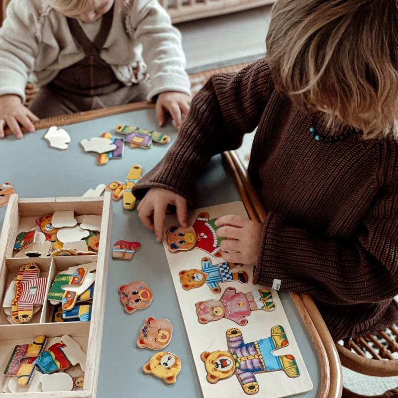 BearDrobe – Set de rompecabezas de vestir de madera para niños con piezas de ropa intercambiables