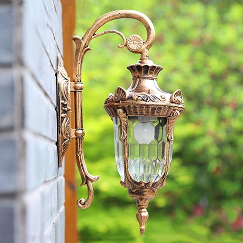 LumiShield – Lámpara de Pared para Iluminación Exterior