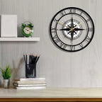 TimeCompass – Reloj de Pared Redondo con Diseño de Brújula y Mecanismo Silencioso