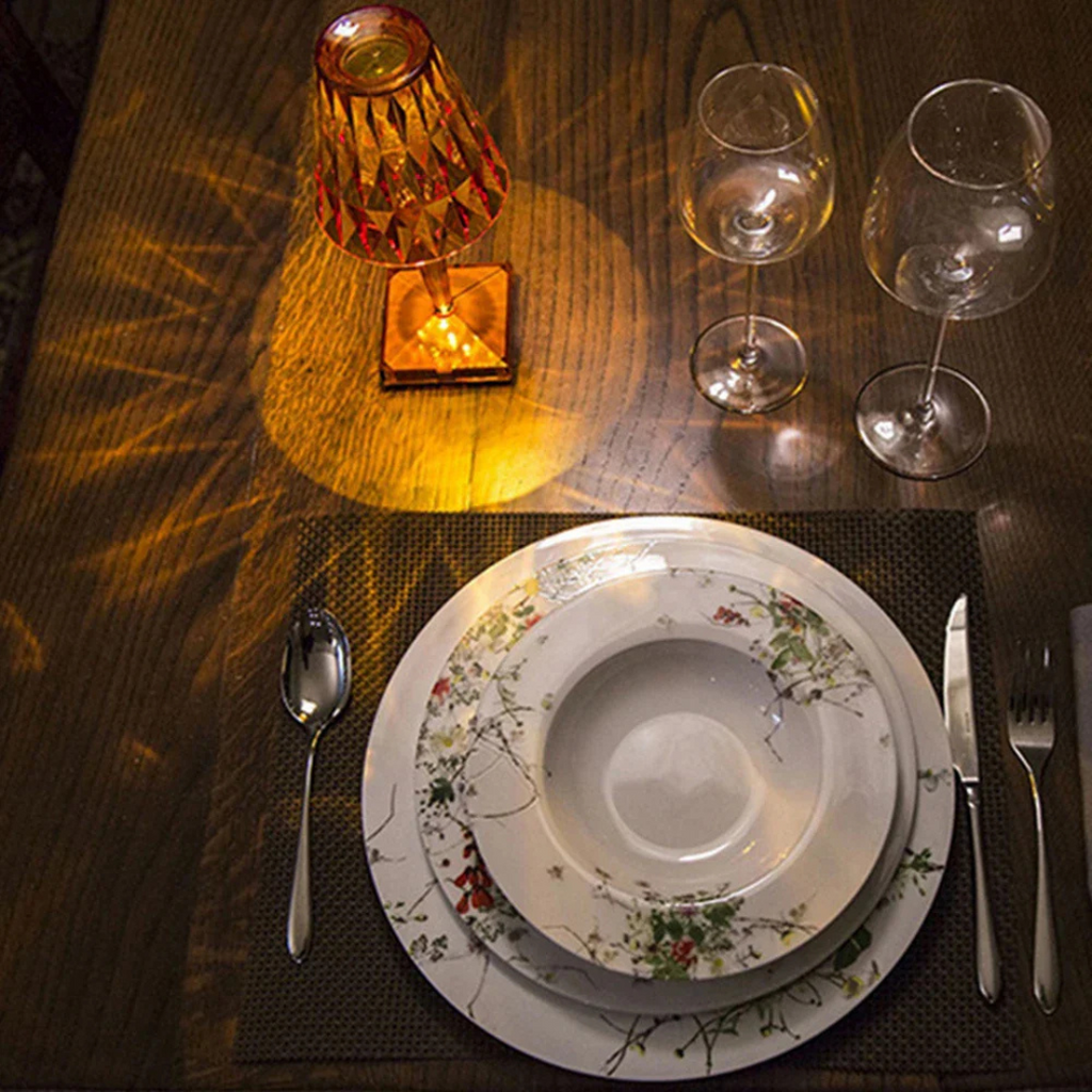 Vela | Lámpara de mesa LED para iluminación ambiental en la sala