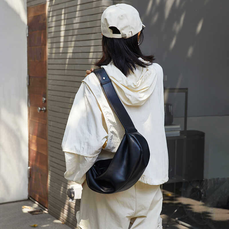 Arabella – Bolso de Hombro con Cierre y Correa Ajustable