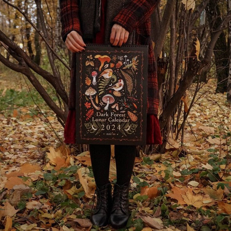 Meryn - Calendario Lunar del Bosque Oscuro | 50% de Descuento